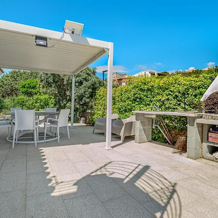 Holiday home Isabell